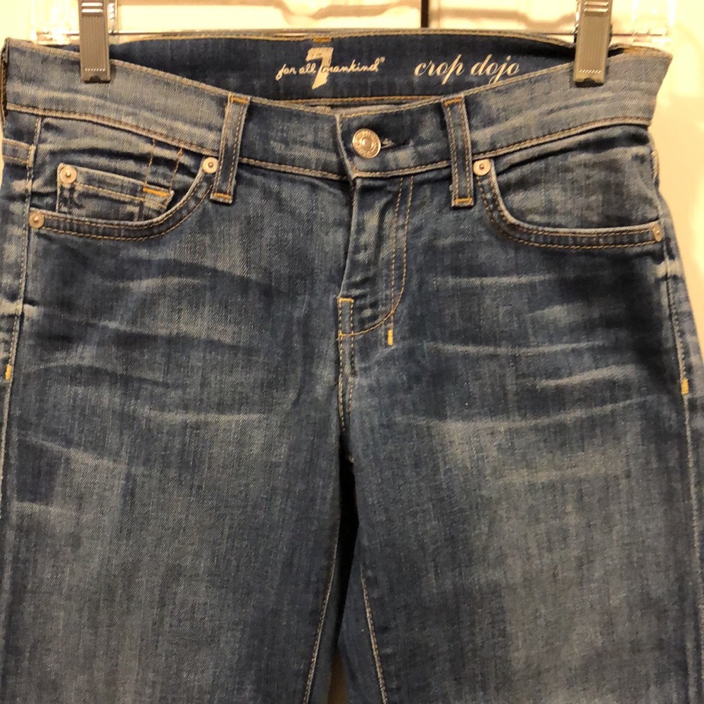 7 for all Mankind capris Women's 26 crop dojo dark blue denim jean EUC - Picture 2 of 7
